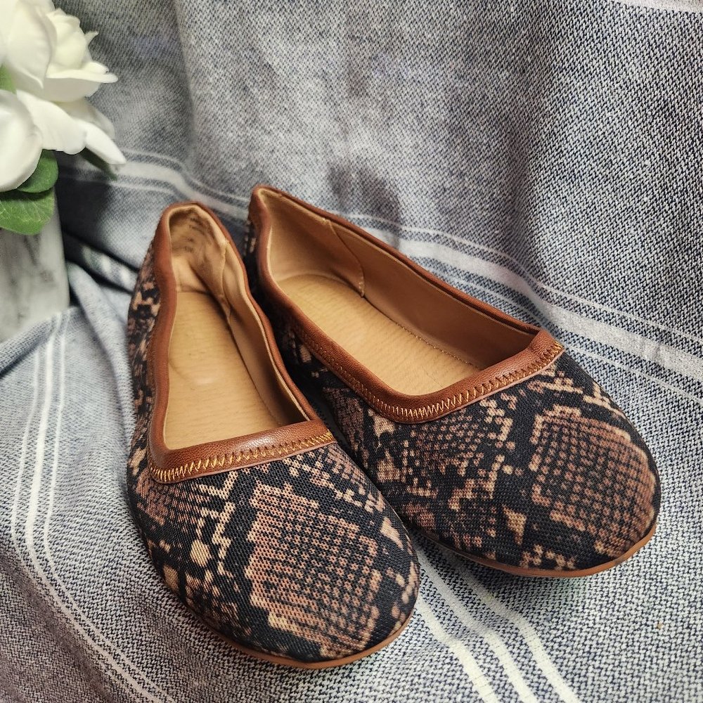Luca Ferri Flats